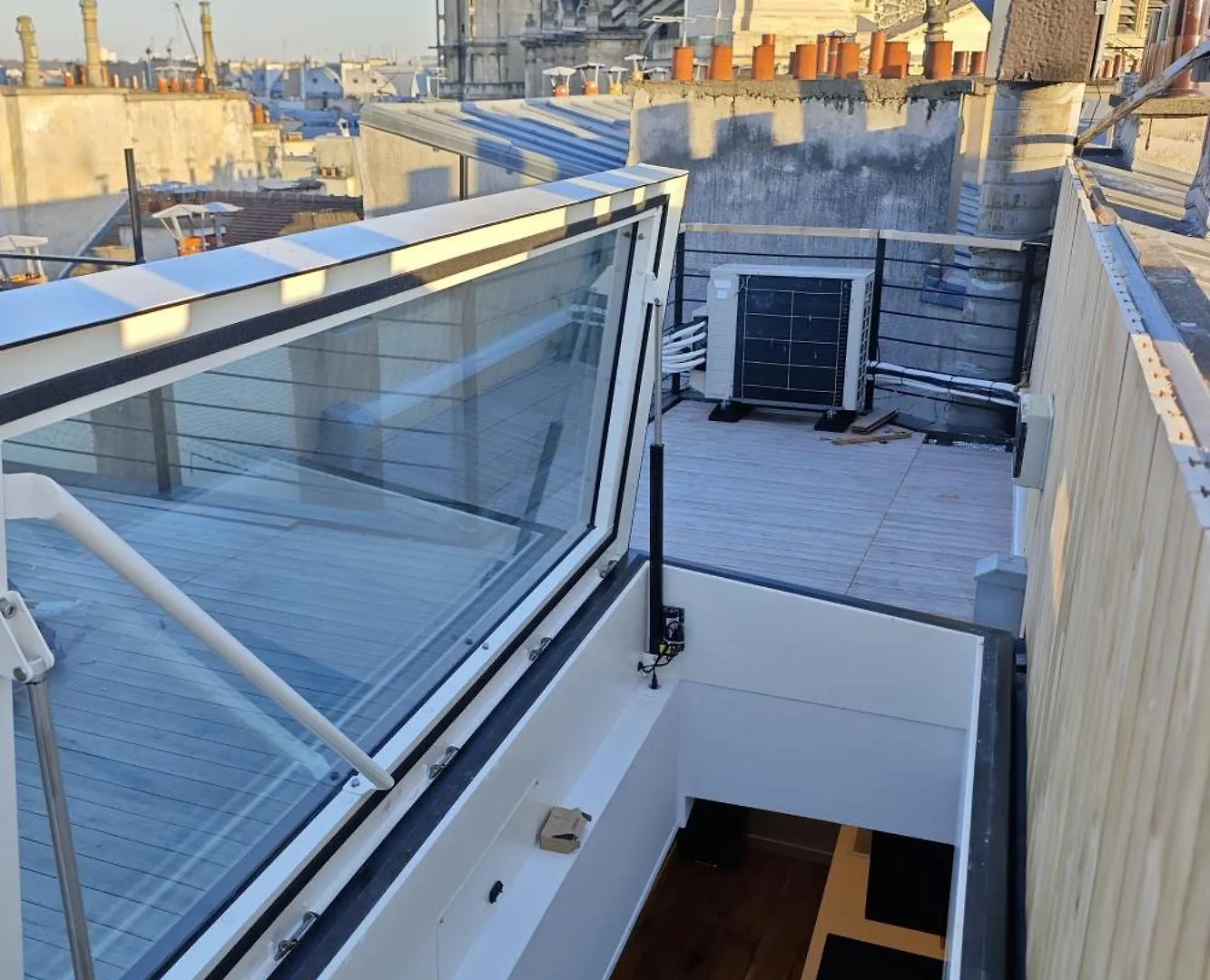 Paris Rooftop Apartament